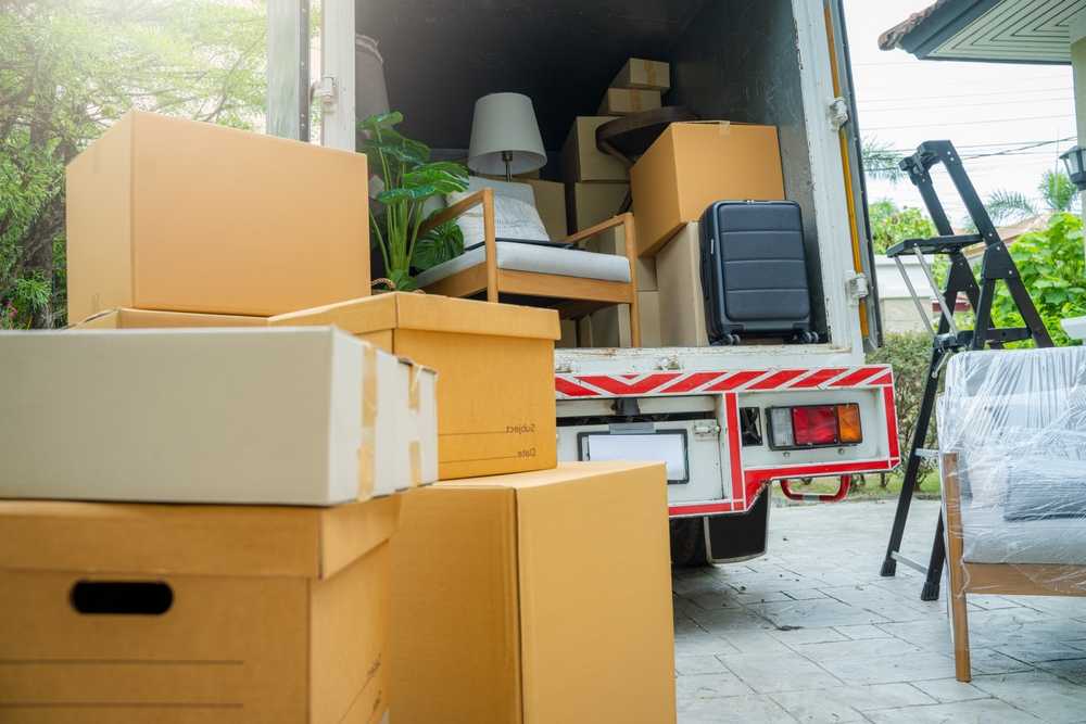 household storage and moving services